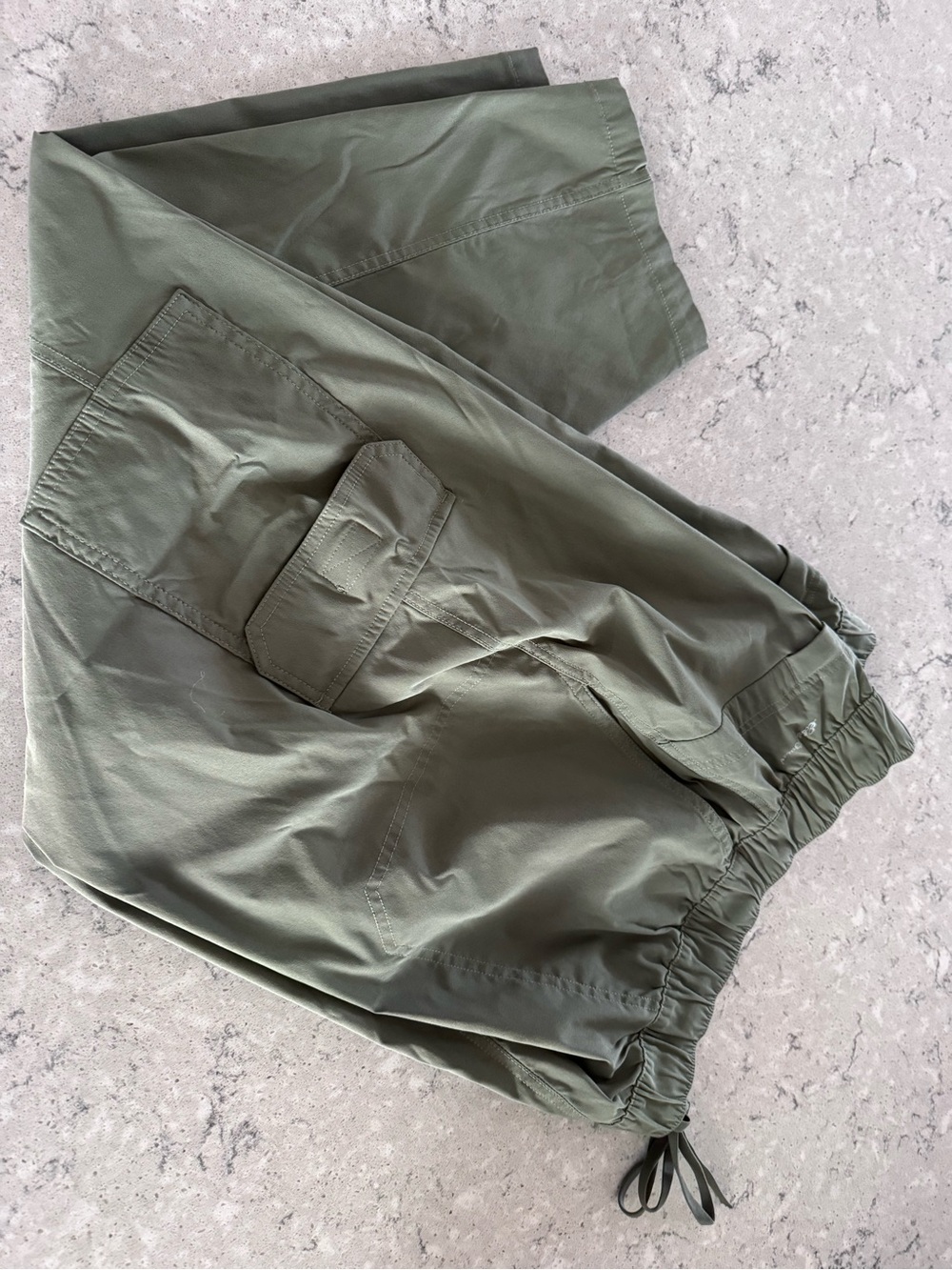 Eddie Bauer Olive Green Cargo Jogger Pants